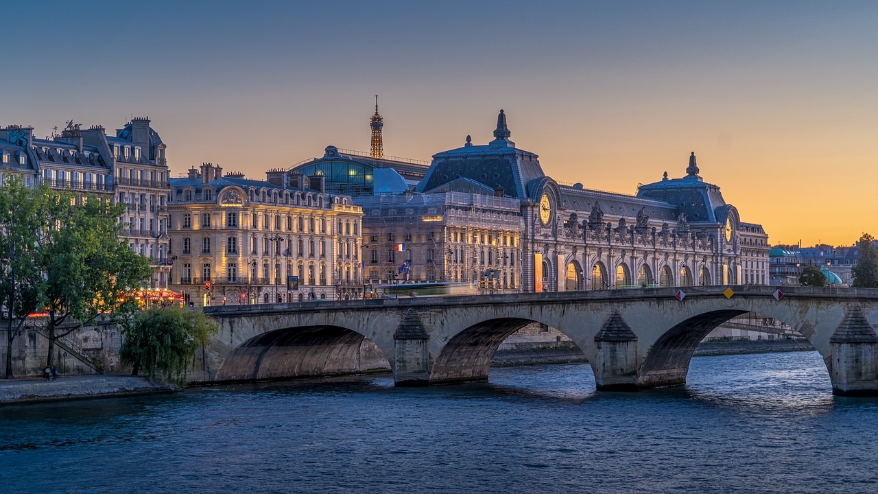 Préparer un séjour en France : étapes et conseils pratiques